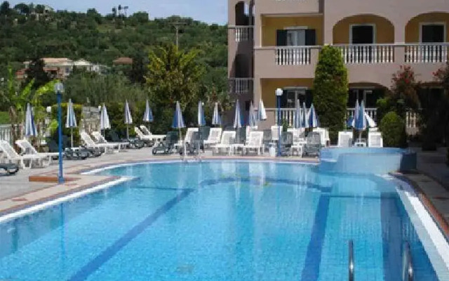 Sandy Maria Hotel