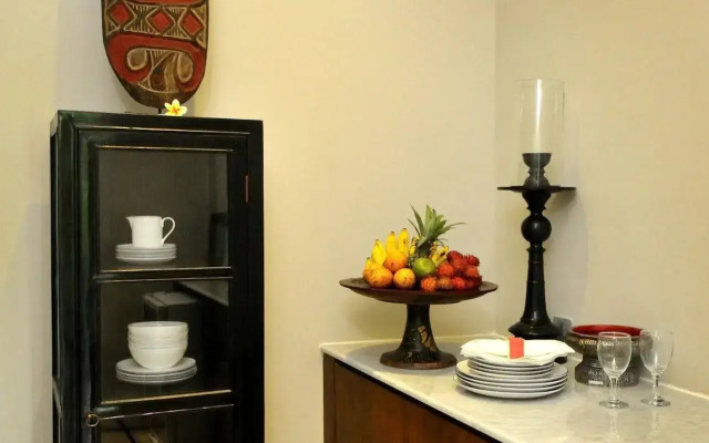 Room & Vespa Suite 2