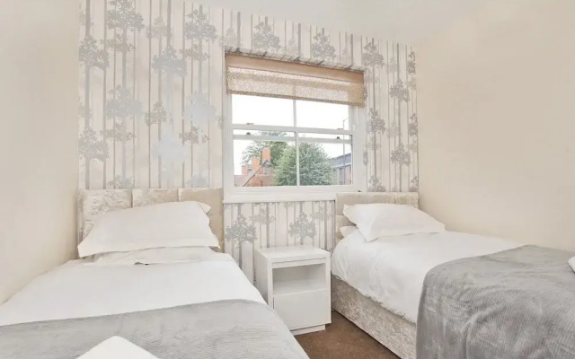 Saint Lawrence Apartment 1