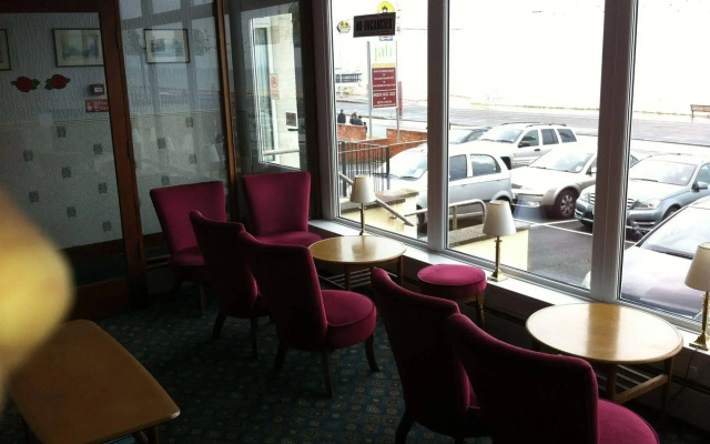 Howard Hotel