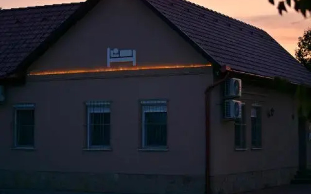 Rose Gold Panzió