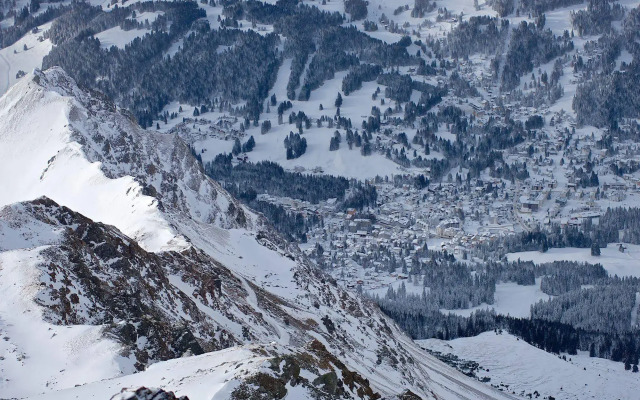 Schweizerhof Ferienwohnungen Lenzerheide 5