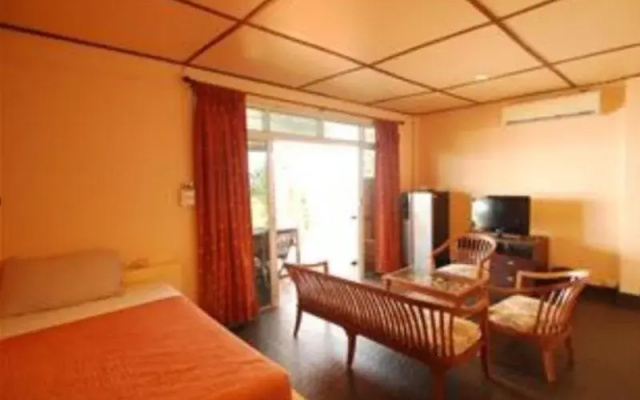 Nik's Garden Resort
