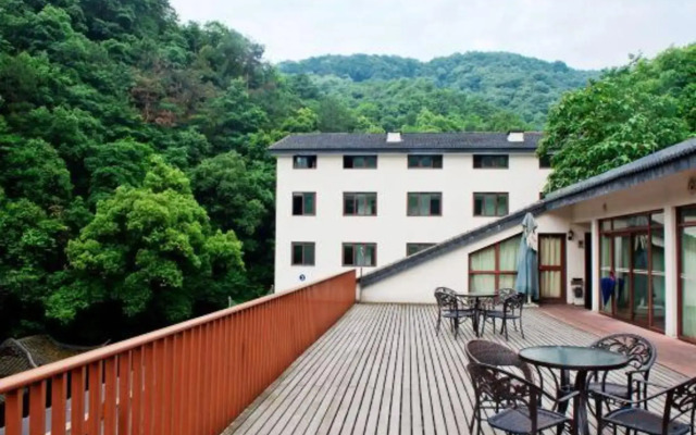 Hupao Mountain Resort