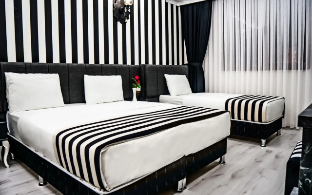 Cnr Inci Hotel