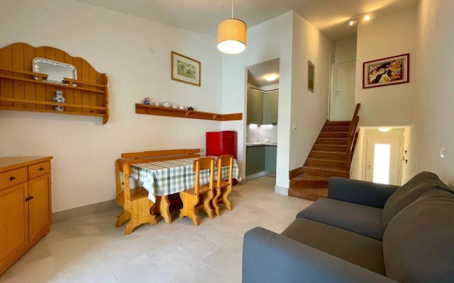 Coastal Villa With Private Garden