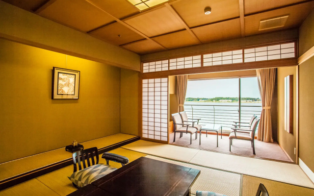 Kaga Kanko Hotel