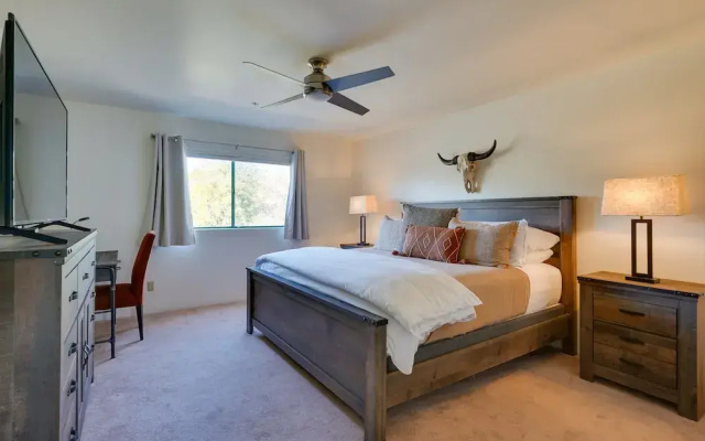 Epic Tucson Rental w/ Golf Course & Mtn Views!
