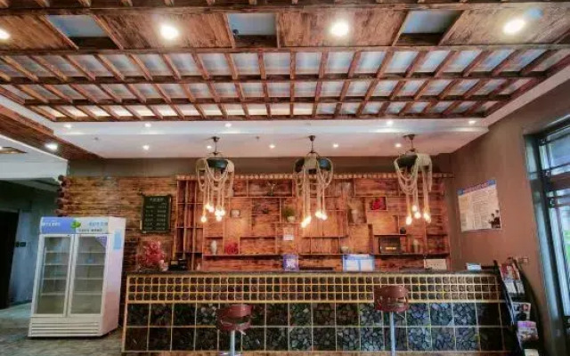 Qianhe Hotel