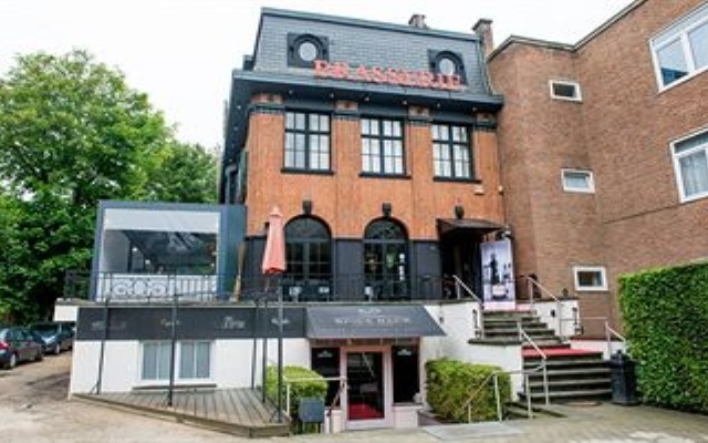 Отель Story' Inn Брюссель вид на фасад