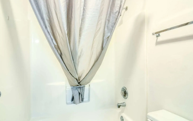 Motel 6 Chicago South Lansing 4808