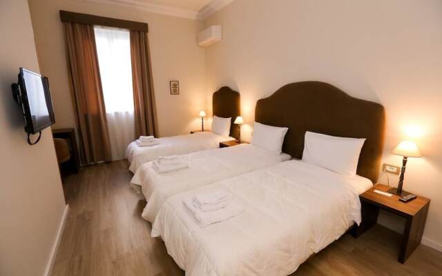Отель Hermes Tirana Hotel Албания, Тирана - отзывы, цены и фото номеров - забронировать отель Hermes Tirana Hotel онлайн вид на фасад