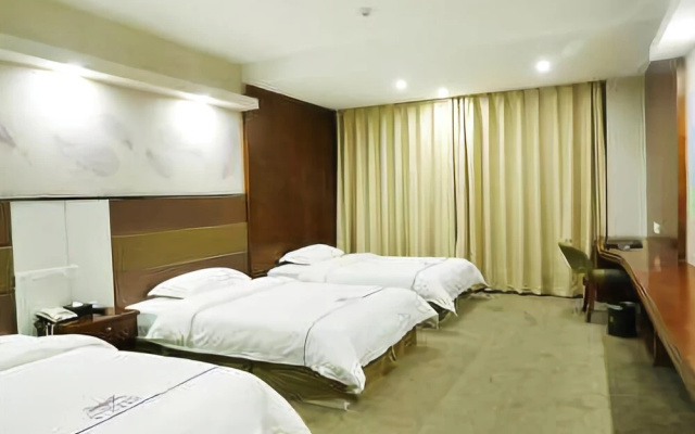 Weiyi Fengshang Hotel (Zhangjiajie Railway Station)