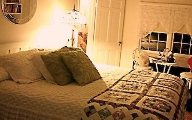 Simply Bed & Bread