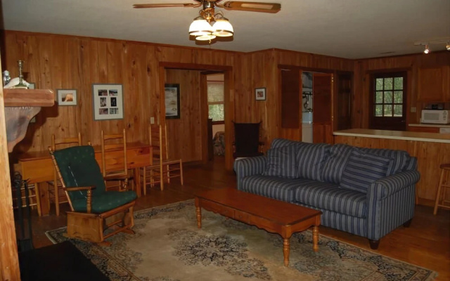 Mary Lou II - 4 Br Home