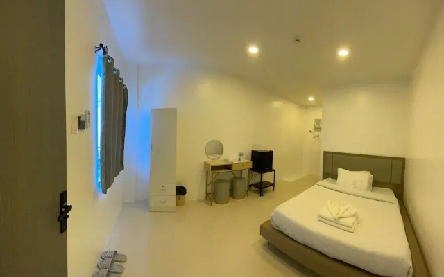 Hotel The Mir