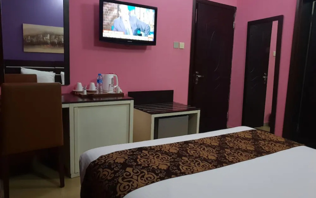 Serendib Hotel and Suites