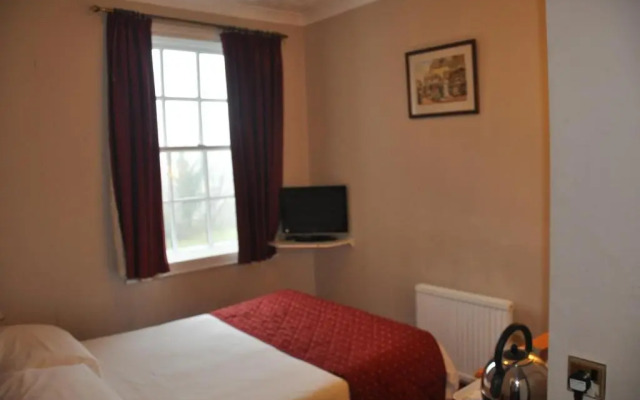 The Roundabout Hotel
