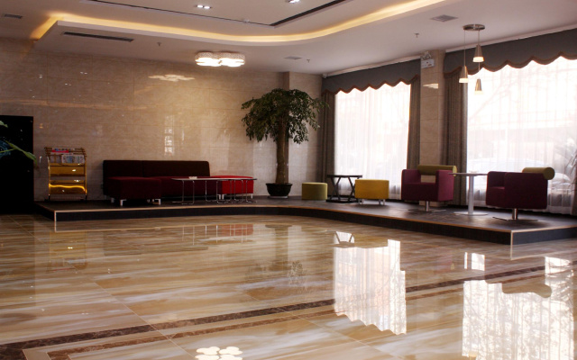 Shankee Hotel (Zhoukou Chuanhui District Red Star Macalline)