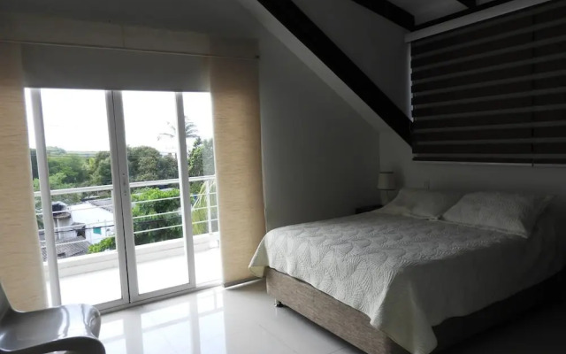 Lili House