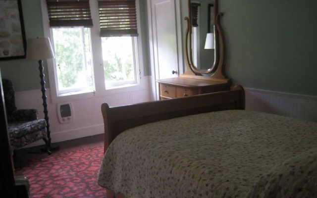 Guerneville Lodge
