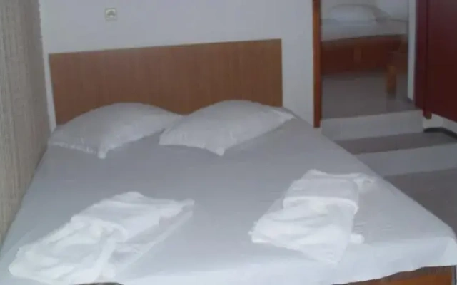 Ianakiev Guest House