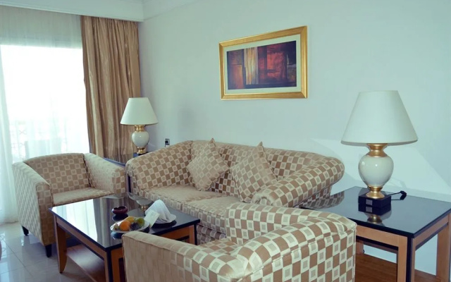 Le Royal Holiday Resort