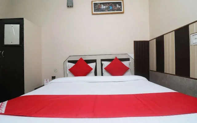 Hotel Taj Heaven By OYO Rooms
