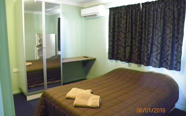 Mick's Accommodation Club