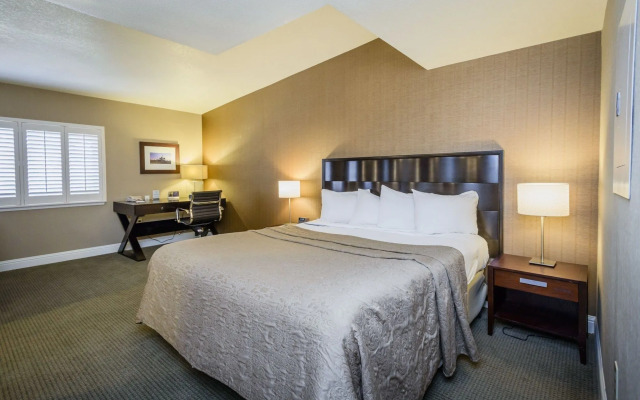 Lions Gate Hotel