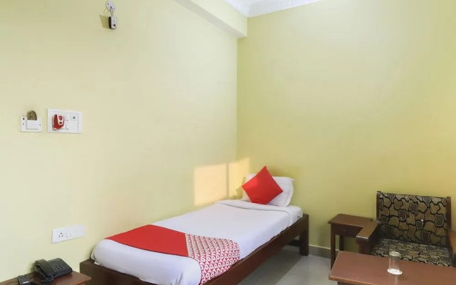 OYO 35441 Hotel Ravi Vinay