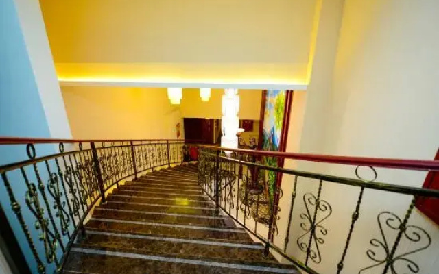 Anna Hotel