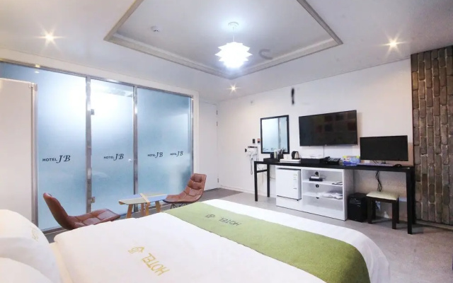 Iksan JB Hotel
