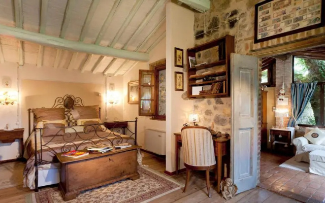 Borgo Paradiso 4&2
