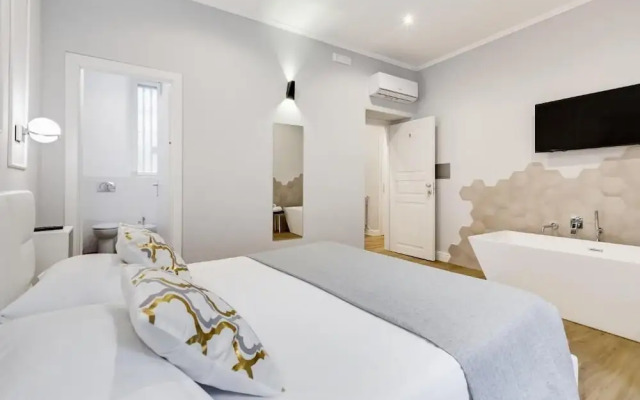 Opera Private Suites