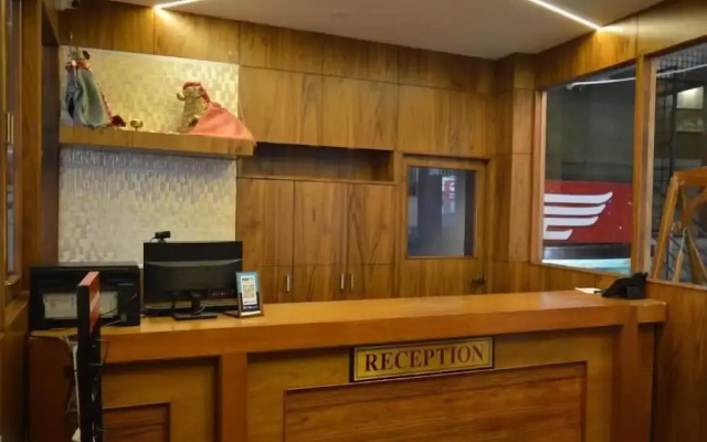 Hotel Lalbagh Gardenia