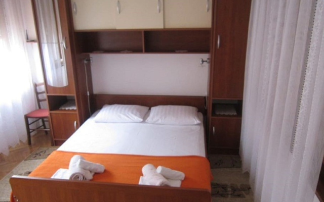 Apartment Graci - 20 m from pebble beach: A1 Gradac, Riviera Makarska