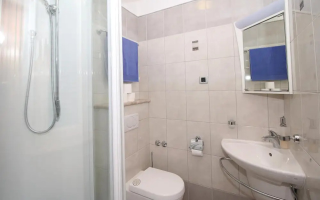 Beautiful Home in Kastel Luksic With Wifi and 1 Bedrooms