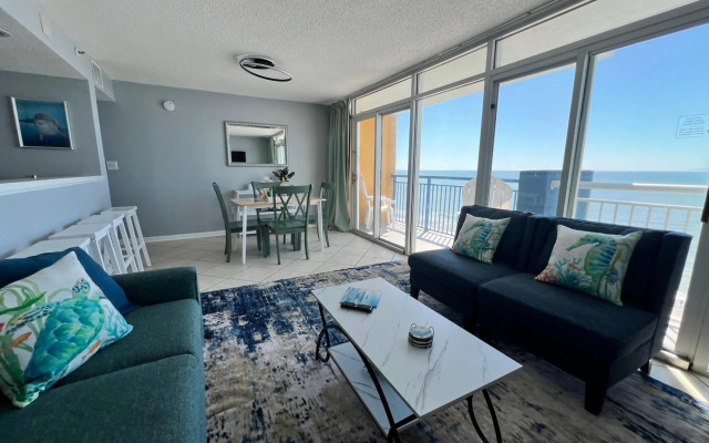 Oceanfront Atlantica Condo