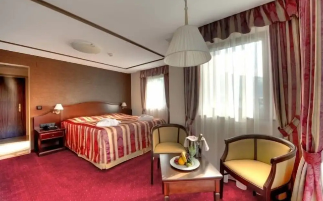 Hotel Zur Burg