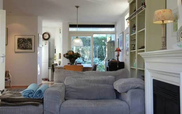 Holiday Home in Bergen With Garden, Terrace, Pond, Fireplace