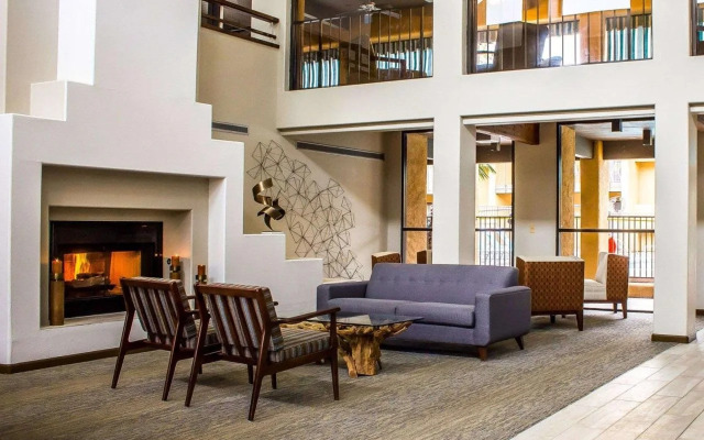 Ramada by Wyndham Tucson Airport