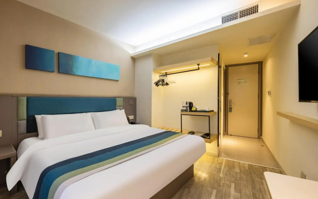 Homeinn Selected Hotel (Qingdao North Railway Station Jinshui Road)