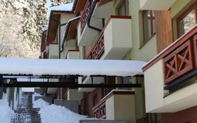 Pinewood Valley Apartment