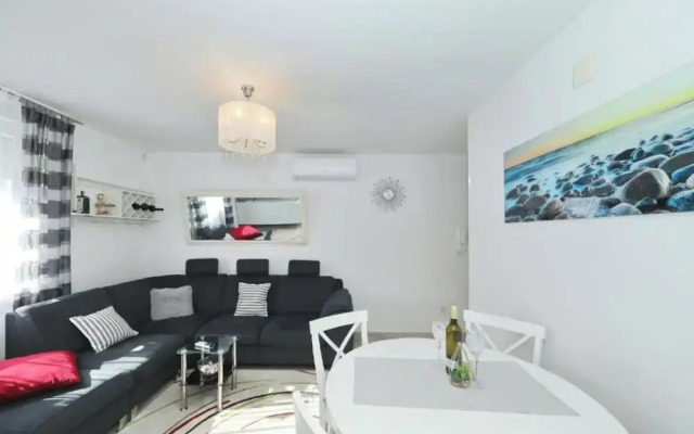 Apartment Donat