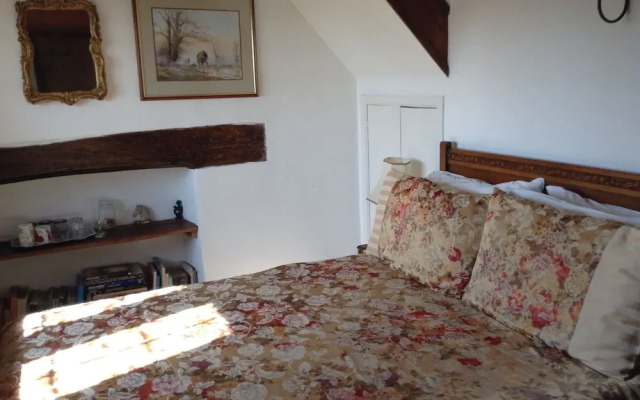 189 April Cottage