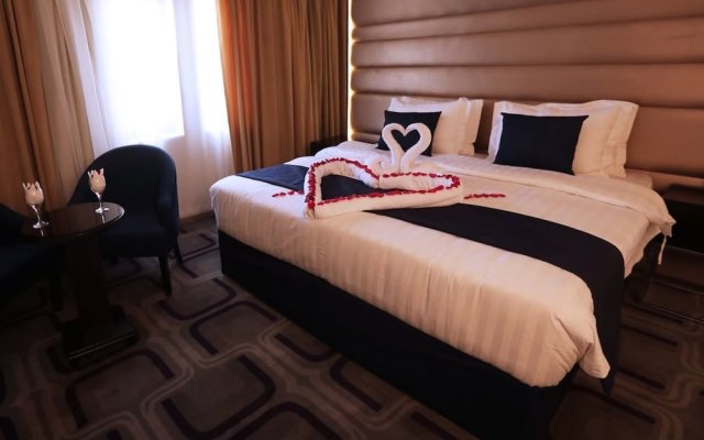 Rose White Hotel in Jeddah, Saudi Arabia from 120$, photos, reviews - zenhotels.com hotel front
