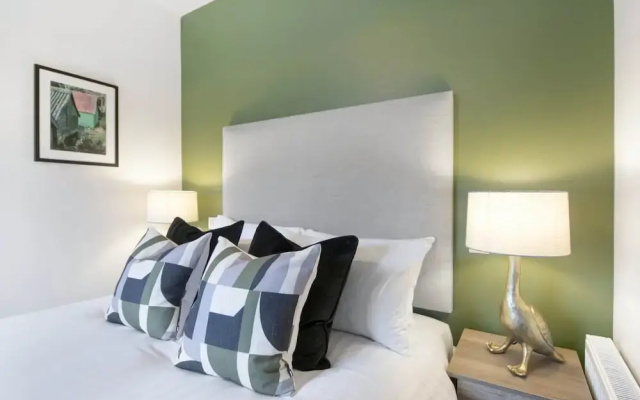 The Woodside Apartments