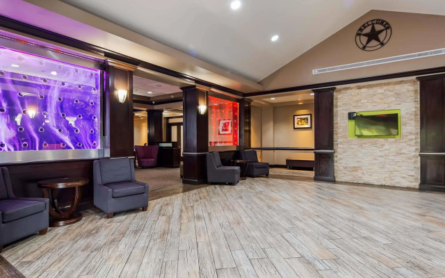 Best Western PLUS Dallas Hotel & Conference Center