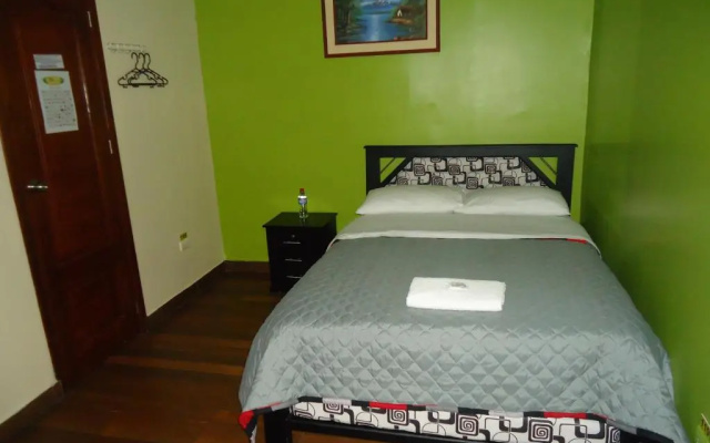 Hostal Bolivar Inn